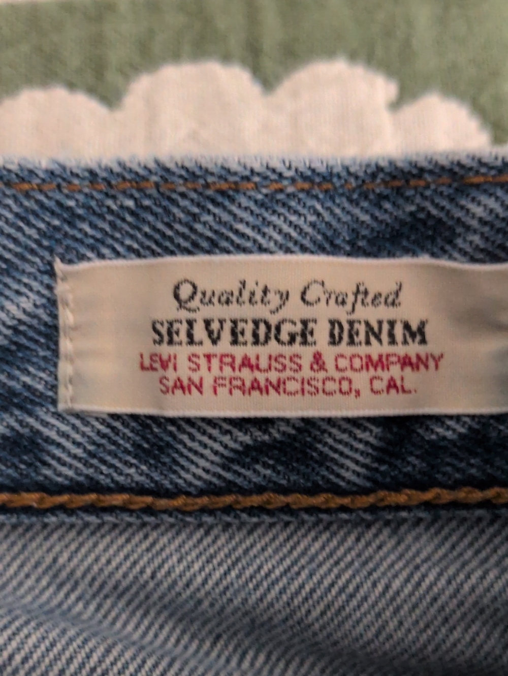 501 '90s Selvedge Women's Jeans - Picture 3 of 10